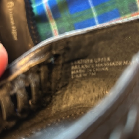 NWOT Etienne Aigner leather dress shoe - Picture 5 of 6